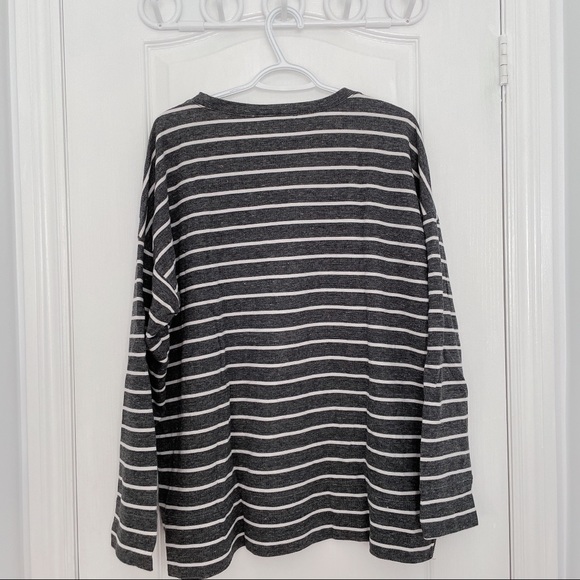 Grey & White stripe sweater - Picture 2 of 4